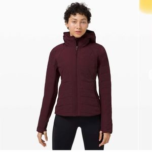 Lululemon Another Mile Cassis/Burgundy Water Repellent Jacket Size 8